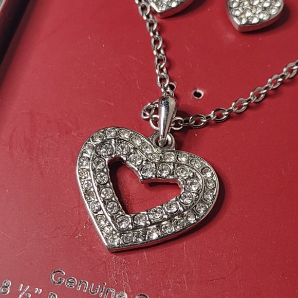 Heart Necklace And Earring Set - Picture 3 of 9